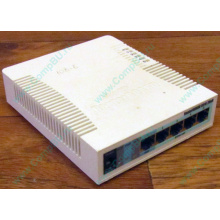 БУ маршрутизатор Mikrotik RB951G-2HnD в Пскове, БУ роутер Mikrotik RB951G-2HnD (Псков)